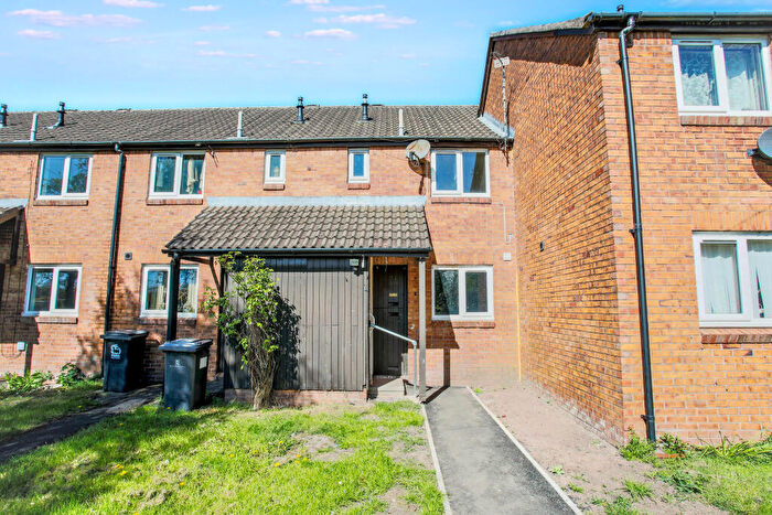 2 Bedroom Terraced House For Sale In Bowlingfield, Ingol, Preston, Lancashire, PR2