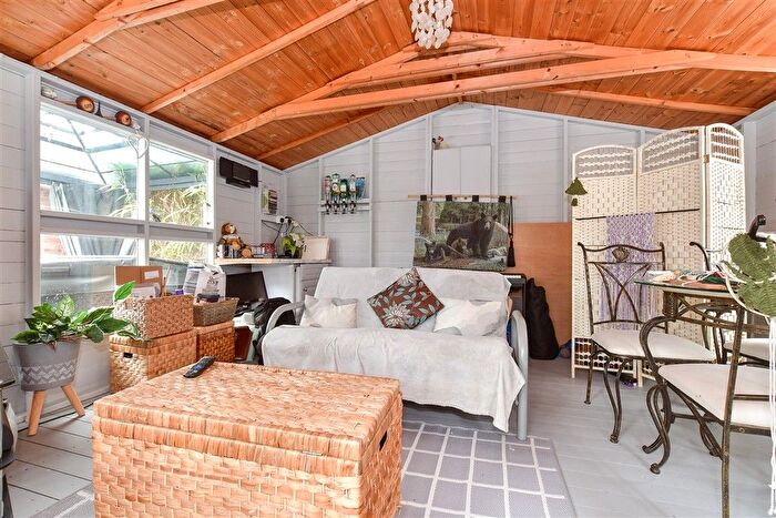 4 Bedroom Detached House For Sale In Longmead Close, Herne Bay, Kent, CT6