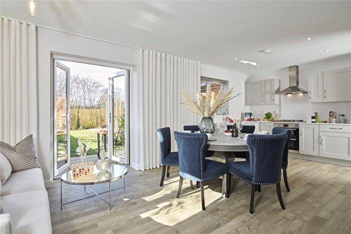 4 Bedroom Detached House For Sale In Windsor Gate, Maidenhead Road, Windsor, SL4