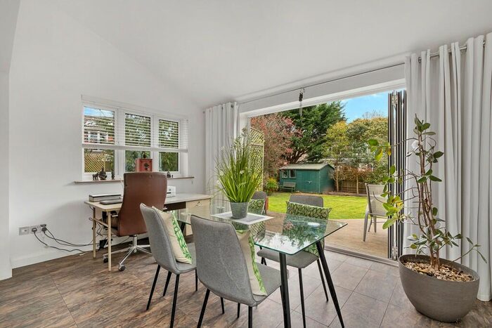 5 Bedroom Detached House For Sale In Bridge Road, Sarisbury Green, SO31