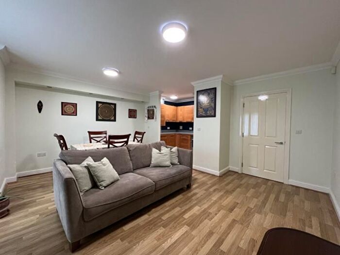 2 Bedroom Flat To Rent In Apsley Close, North Harrow, HA2