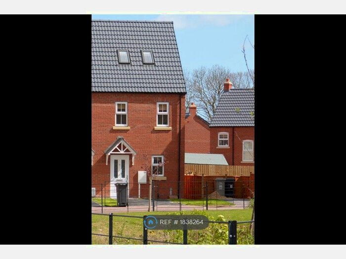 3 Bedroom Semi-Detached House To Rent In Kristen Turton Close, Holton-Le-Clay, Grimsby, DN36