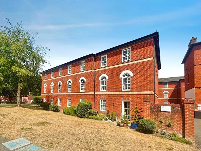 2 Bedroom Retirement Property For Sale In Farmadine House, Saffron Walden, CB11
