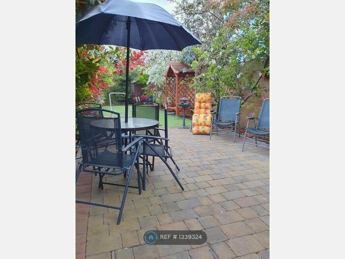 5 Bedroom End Of Terrace House To Rent In Merbury Close, London, SE28