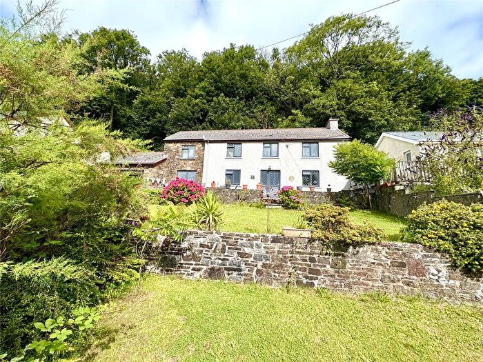 3 Bedroom Detached House For Sale In Llanmiloe Bach, Llanmiloe, Carmarthen, SA33
