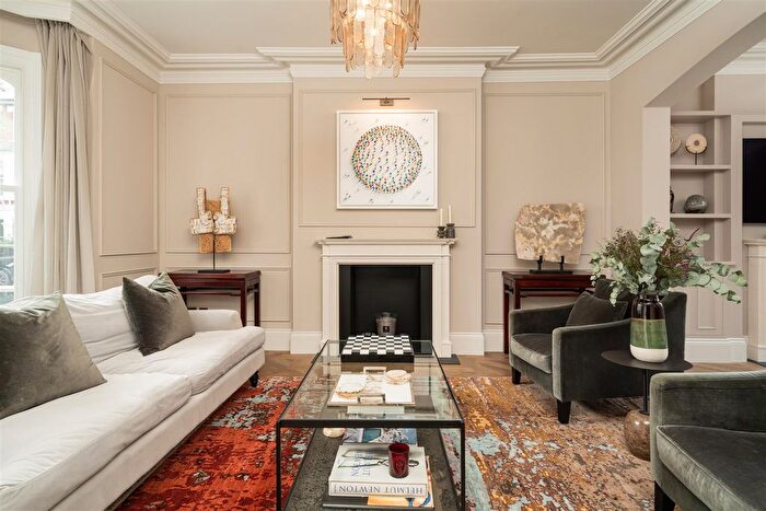 5 Bedroom Property For Sale In Cromwell Grove, London, W6