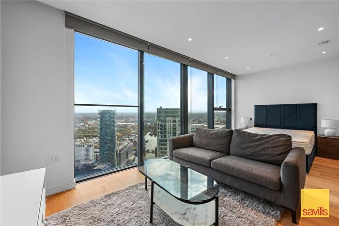 1 Bedroom Apartment For Sale In Hampton Tower, Marsh Wall, Canary Wharf, London, E14