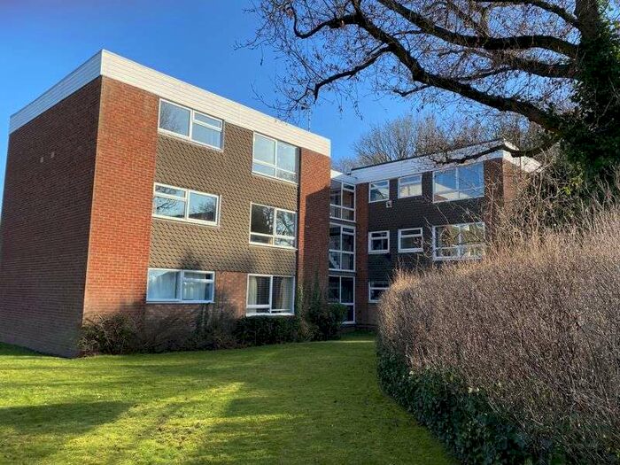 2 Bedroom Property To Rent In Firs Drive, Solihull, B90