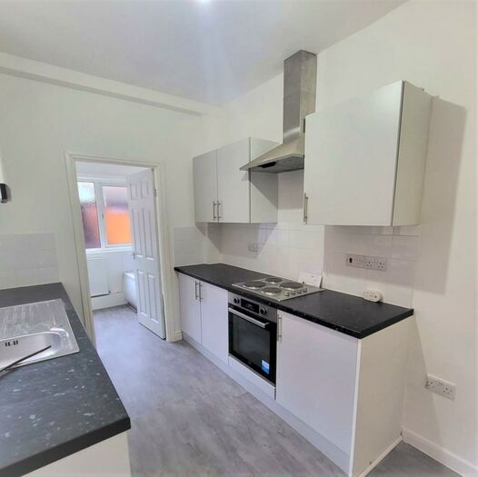 3 Bedroom Semi-Detached House To Rent In Owston Road, Carcroft, Doncaster, DN6