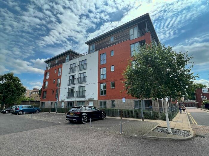 2 Bedroom Flat To Rent In Eastside Mews, London, E3