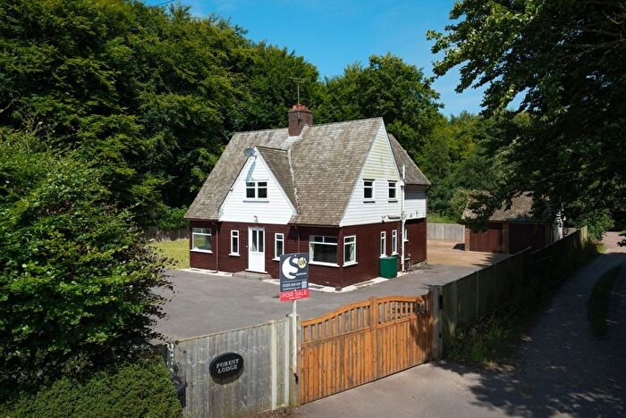 5 Bedroom Detached House For Sale In Buck Street, Challock, Ashford, TN25