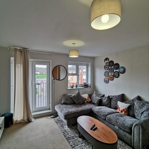 2 Bedroom Flat To Rent In Altham Gardens, South Oxhey, WD19