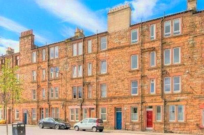 1 Bedroom Flat To Rent In Gibson Terrace, Edinburgh, EH11