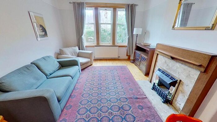 3 Bedroom Flat To Rent In Learmonth Avenue, Edinburgh, EH4