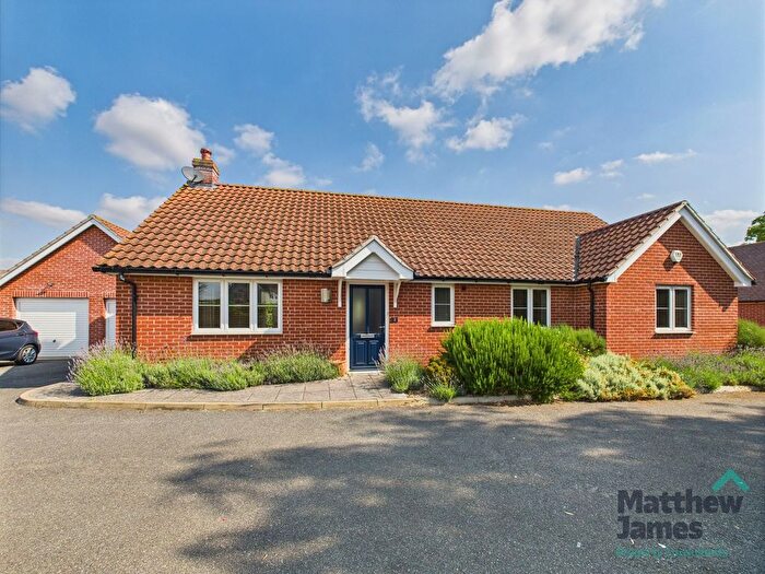 3 Bedroom Detached Bungalow To Rent In Mary Wright Way, Tiptree, CO5