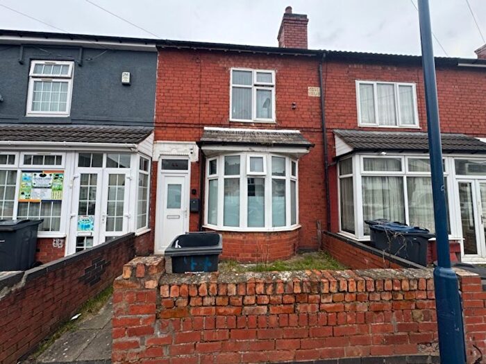 3 Bedroom Terraced House For Sale In Woodwells Road, Ward End, Birmingham, West Midlands, B8