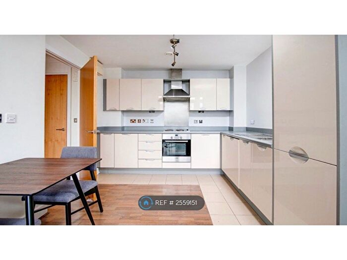 1 Bedroom Flat To Rent In Mason Way, Birmingham, B15