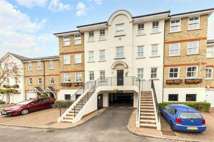1 Bedroom Flat To Rent In Candler Mews, Twickenham, TW1