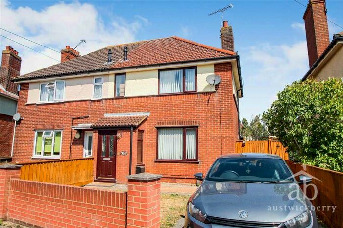 3 Bedroom Semi-Detached House To Rent In Howe Avenue, Ipswich, IP3