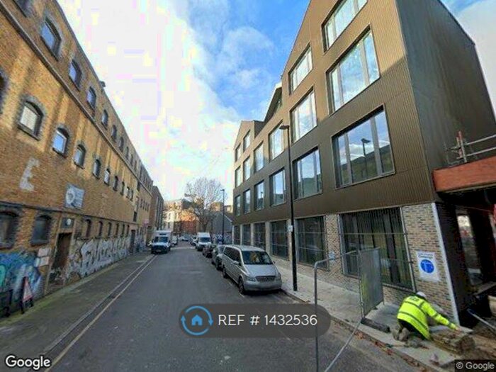 3 Bedroom Flat To Rent In Iron Works, London, E3