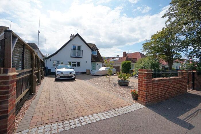 3 Bedroom Detached House For Sale In Harold Road, Birchington, CT7