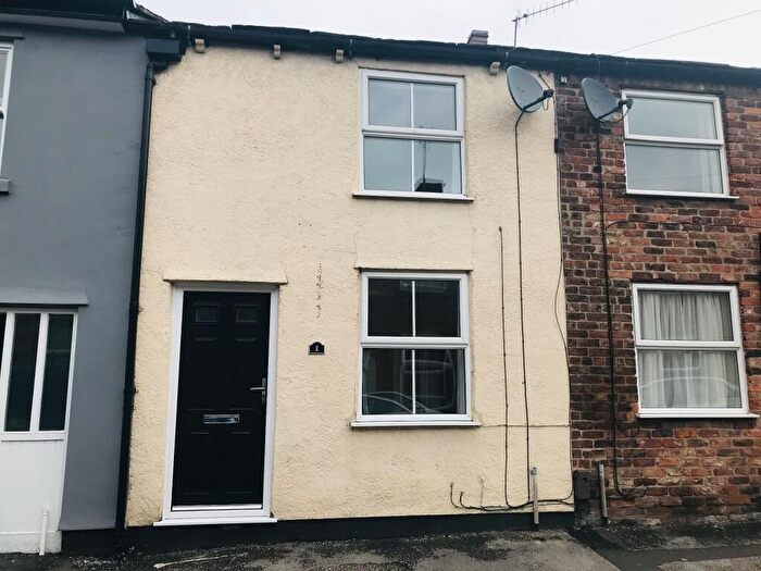 2 Bedroom Terraced House For Sale In Waller Street, Macclesfield, SK11