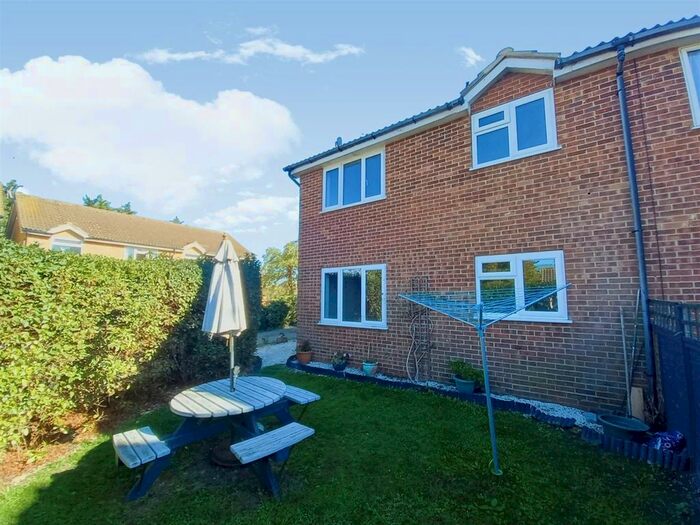 1 Bedroom Property To Rent In Lavender Close, Chestfield, Whitstable, CT5
