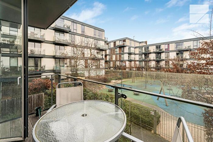 2 Bedroom Flat For Sale In Altius Court, Highams Park, E4