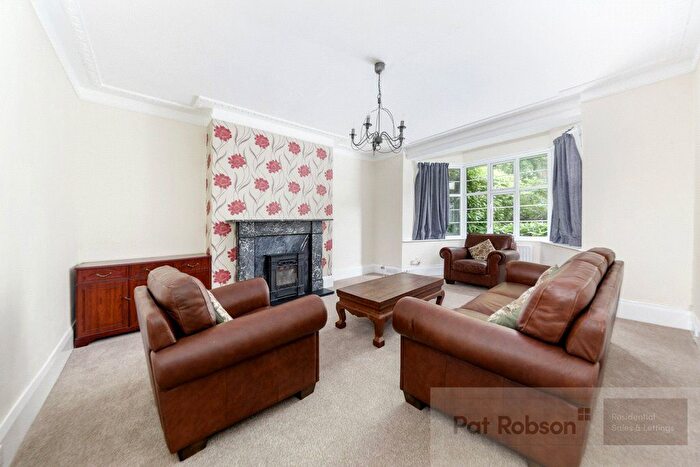 3 Bedroom Flat To Rent In Eskdale Mansions, Eskdale Terrace, Jesmond, Newcastle Upon Tyne, NE2