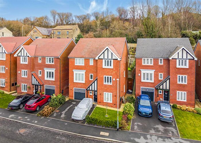 5 Bedroom Detached House For Sale In Fletcher Close, Ramsbottom, BL0