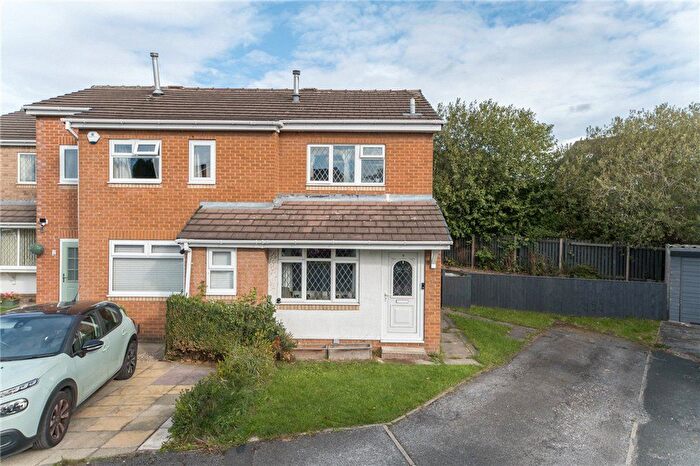 2 Bedroom Semi Detached House For Sale In Daisy Close, Birstall, Batley, West Yorkshire, WF17