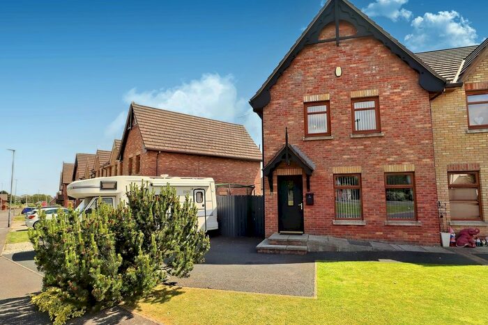 3 Bedroom Town House For Sale In Stonebridge Row, Conlig, Newtownards, County Down, BT23