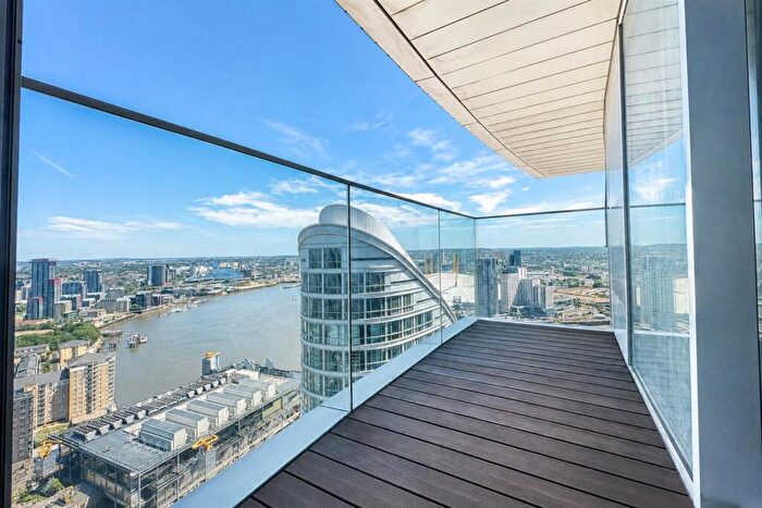 1 Bedroom Apartment To Rent In Charrington Tower, Biscayne Avenue, London, E14