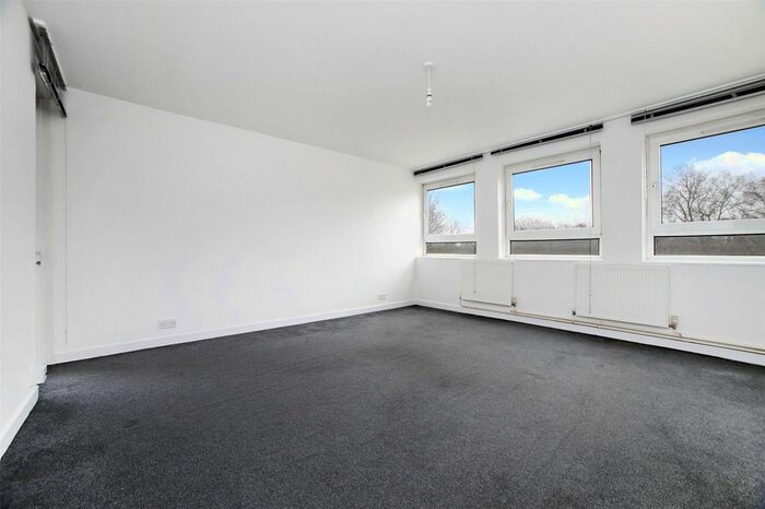 2 Bedroom Property To Rent In Stangate House, Royal Street, London SE1