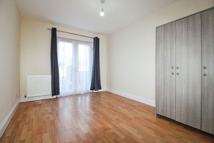 1 Bedroom Flat To Rent In Karman Court, Headstone Drive, Harrow Weald, HA3