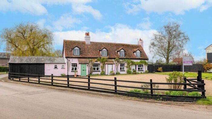 4 Bedroom Detached House For Sale In Bendish, Hitchin, SG4