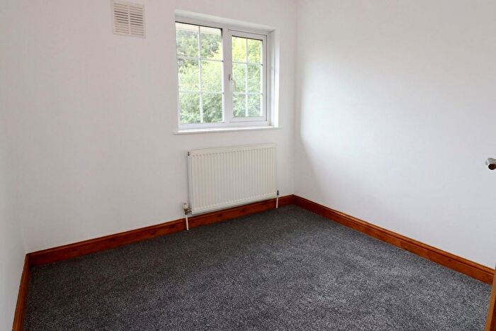 3 Bedroom End Terrace House For Sale In Denison Road, Pocklington, York, YO42