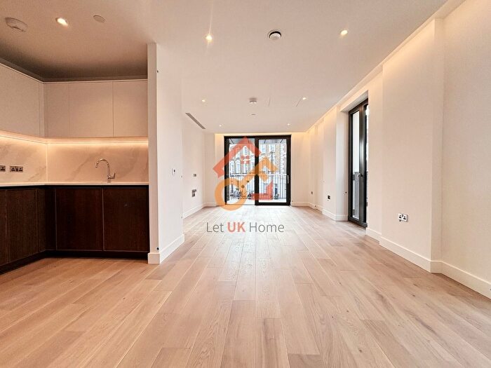 2 Bedroom Flat To Rent In Majesty House, Postal Way, London, WC1X