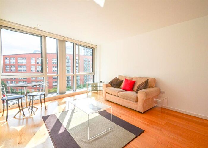 Studio To Rent In Ontario Tower, Fairmont Avenue, New Providence Wharf, London, E14