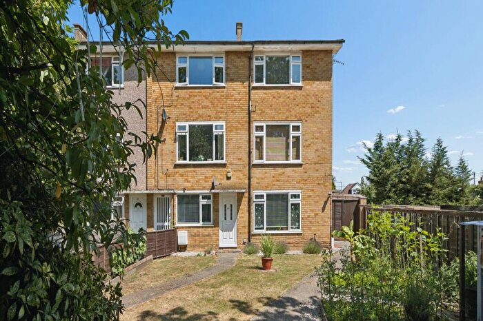 2 Bedroom Apartment For Sale In St Davids Close, Iver, SL0