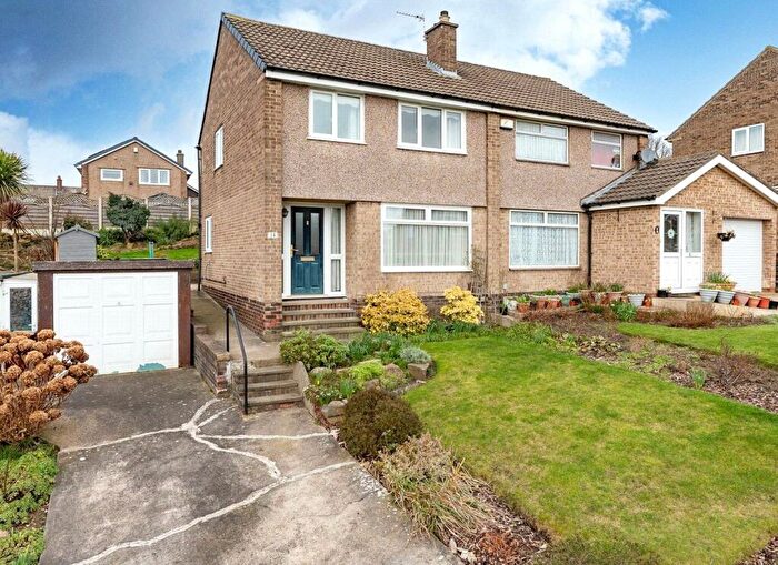 3 Bedroom Semi Detached House For Sale In Church Grove, Horsforth, Leeds, West Yorkshire, LS18