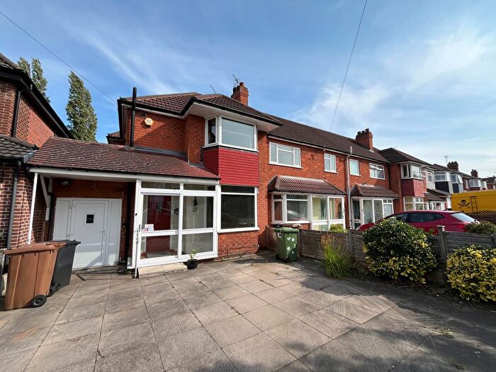 3 Bedroom Property To Rent In Coverdale Road, Solihull, B92