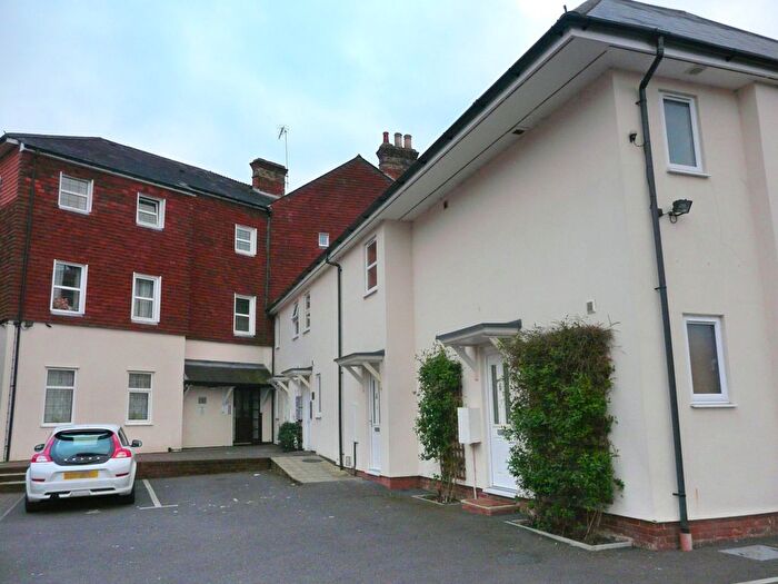 Studio For Sale In Victoria Road, Aldershot, GU11
