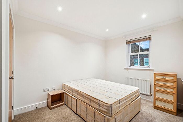 4 Bedroom Terraced House To Rent In Bective Place, Putney, SW15