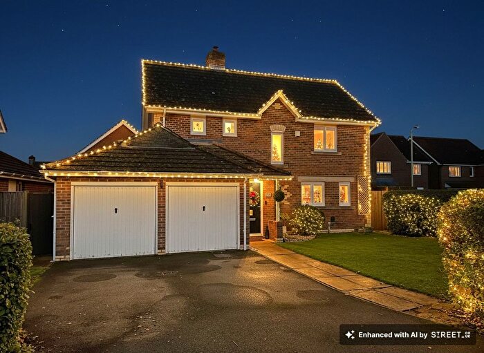 4 Bedroom Detached House For Sale In Snowbell Road, Kingsnorth, TN23