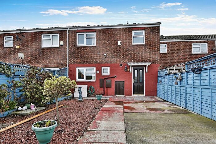3 Bedroom Property To Rent In Mountbatten Close, Hartlepool, TS24