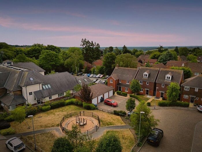 5 Bedroom Detached House For Sale In Kingswood Park, High Wycombe, HP13