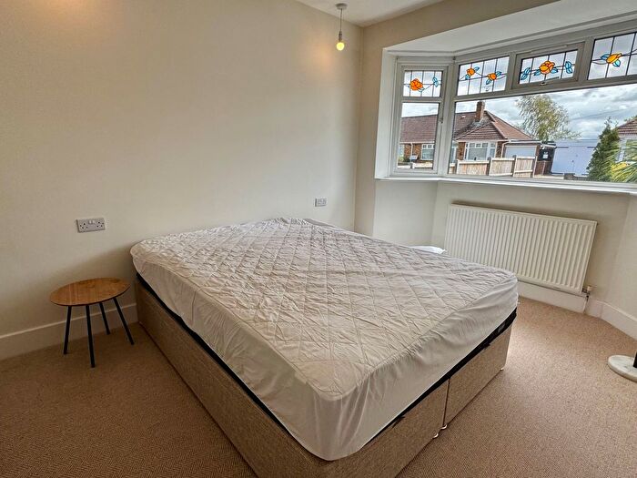 2 Bedroom Bungalow To Rent In Thirlmere Road, Wigston, LE18