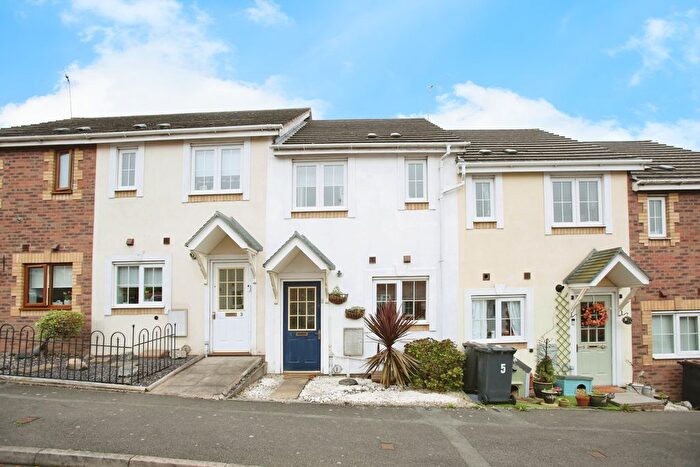 2 Bedroom Terraced House For Sale In Eden Court, Nuneaton, CV10