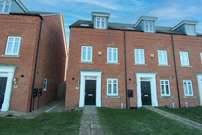 3 Bedroom Semi-Detached House To Rent In Gliwice Way, Lakeside, Doncaster, DN4